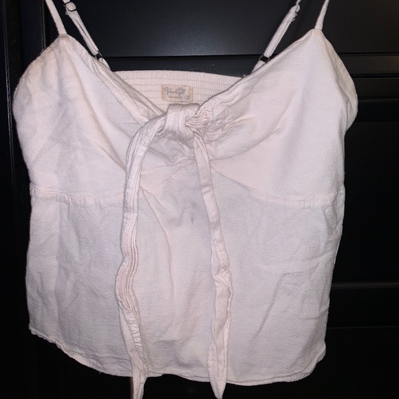 Brandy Melville Tops - Brandy Melville Pink Front Tie Crop Top
